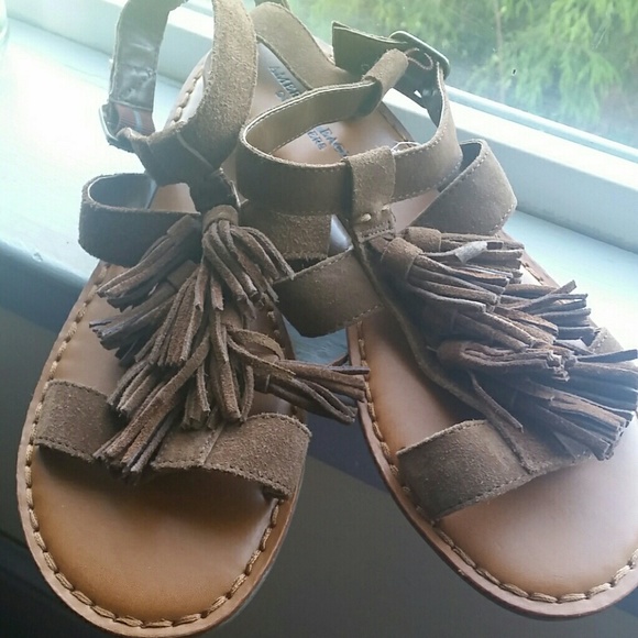 SOLDAmerican Eagle Sandal - Picture 3 of 6