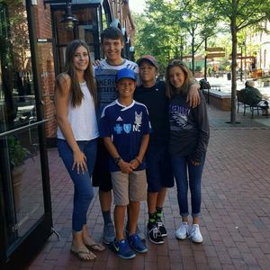 Meet your Posher, Chase