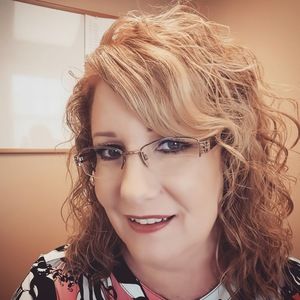 Meet your Posher, Roxanne