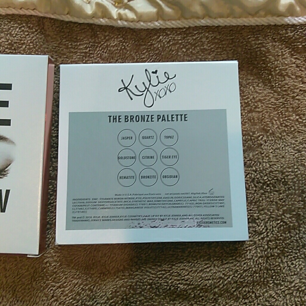 Kyshadow bronze pallette - Picture 4 of 6