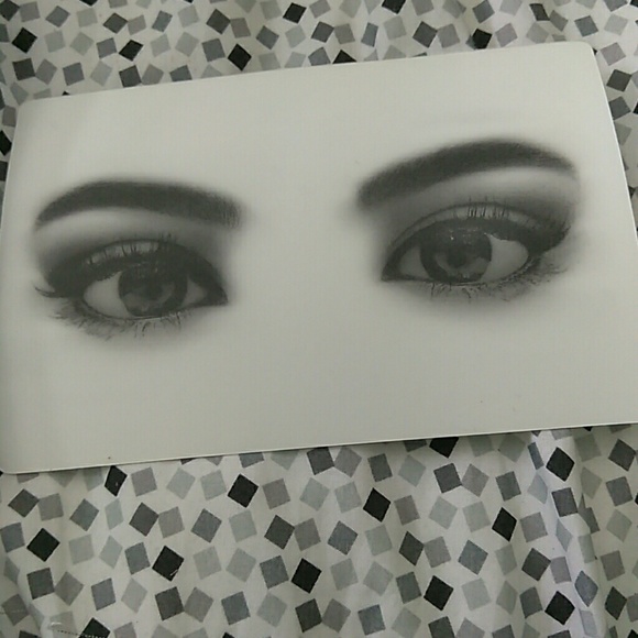 Kyshadow bronze pallette - Picture 6 of 6