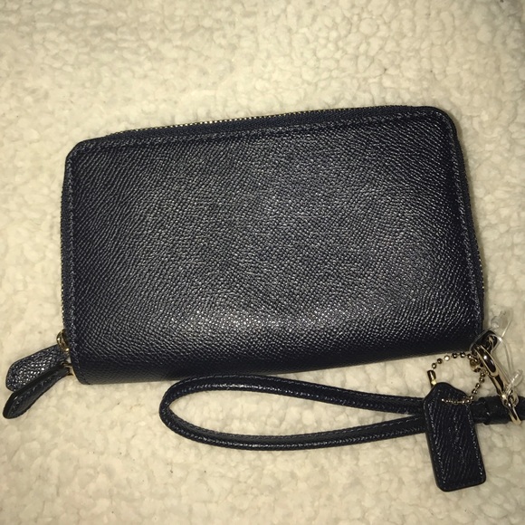 Coach | Bags | Coach Womens Crossgrain Leather Phone Wallet  Crossgrain Leather Double Zip Phone Wallet