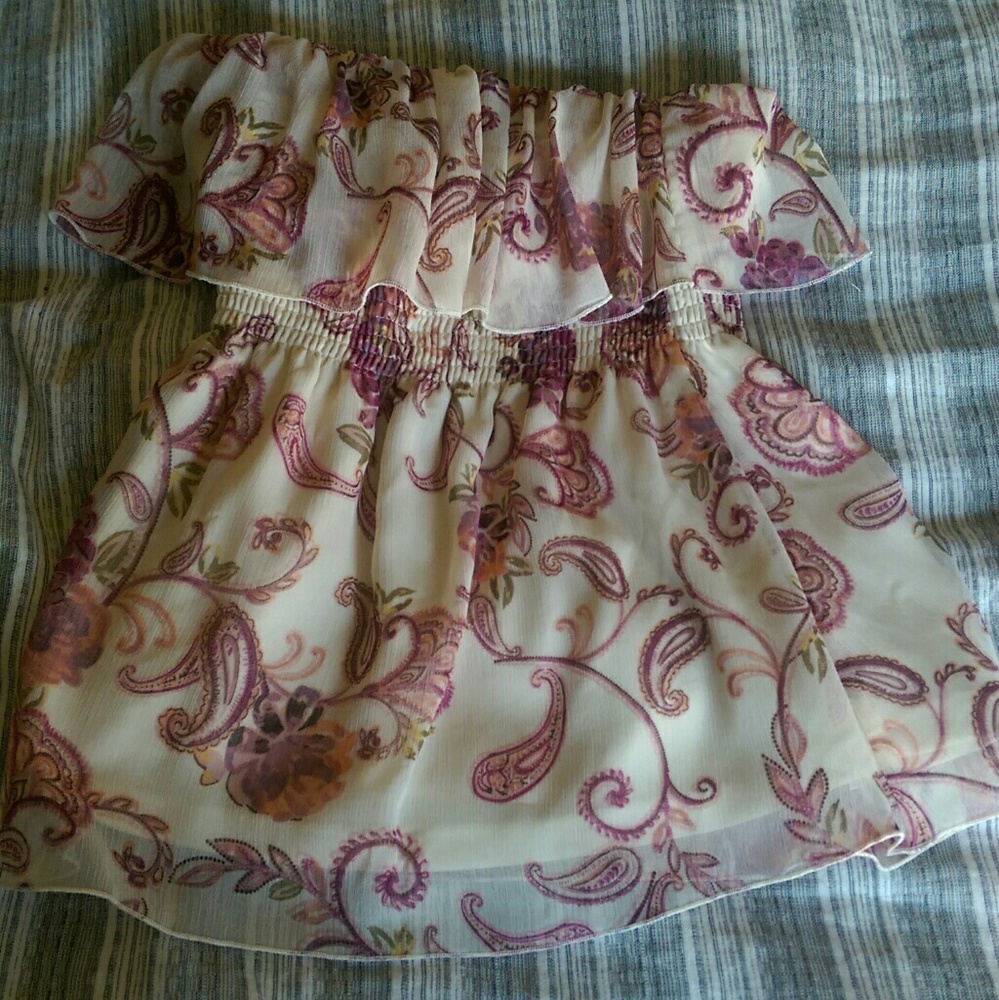 Candie's floral strapless blouse