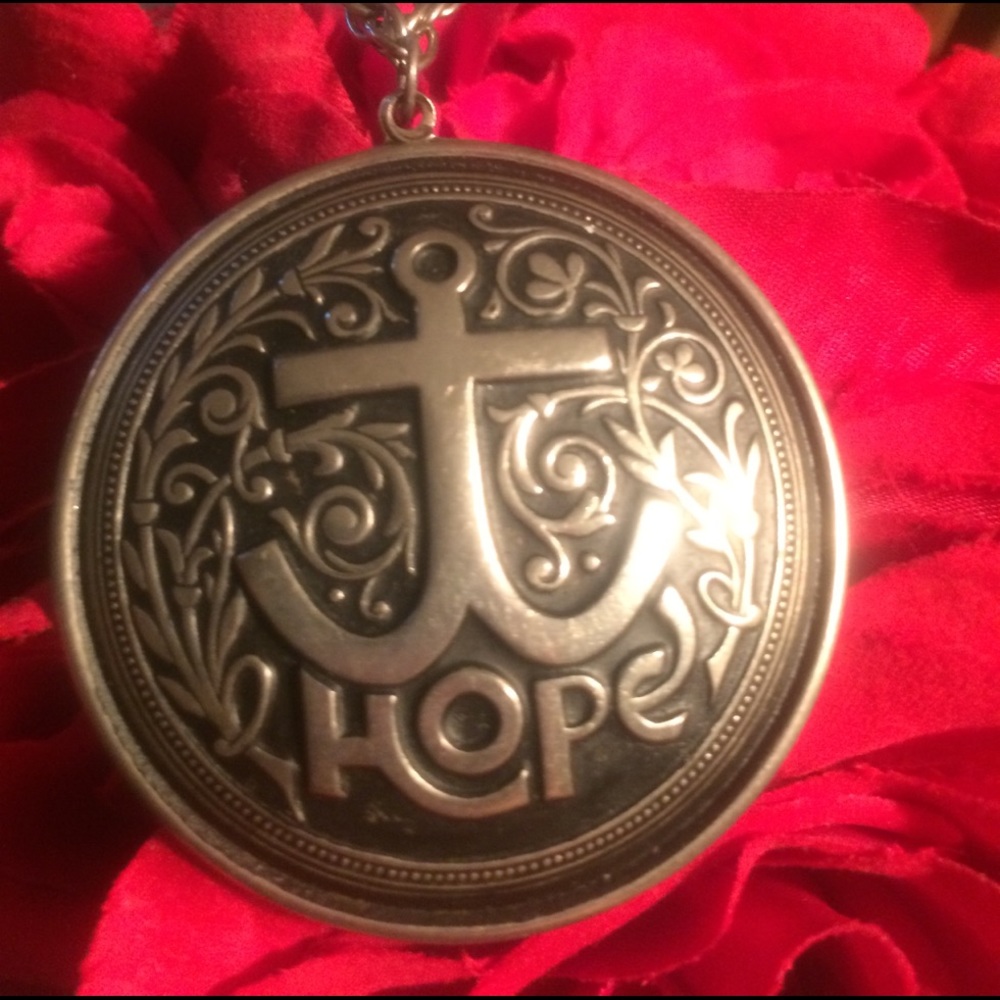 Vintage ! Spain stamped long anchor hope necklace