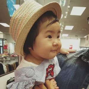 Meet your Posher, Lina