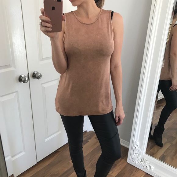 SOLD OUT - Picture 3 of 6