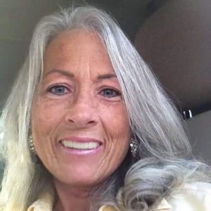 Meet your Posher, Cleda