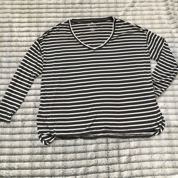 American Eagle Outfitters Tops - American Eagle soft & sexy