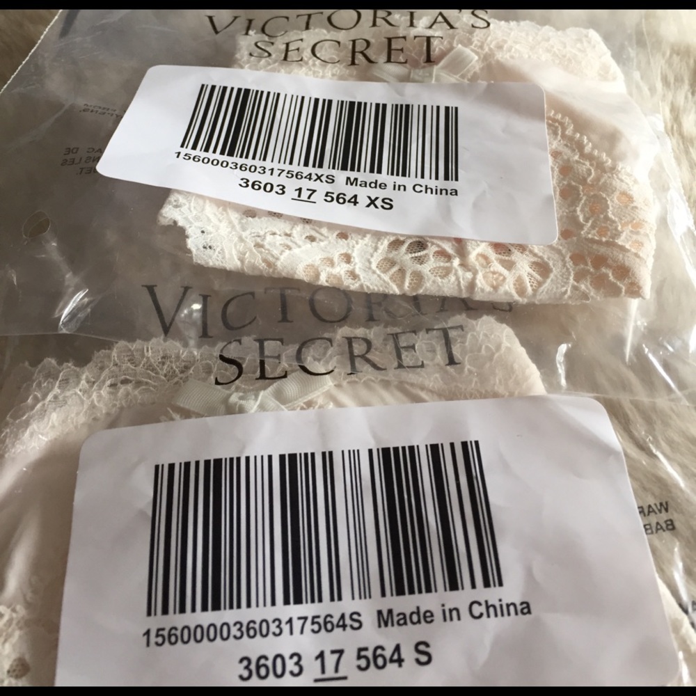 Victoria Secret Modern Romance Thong