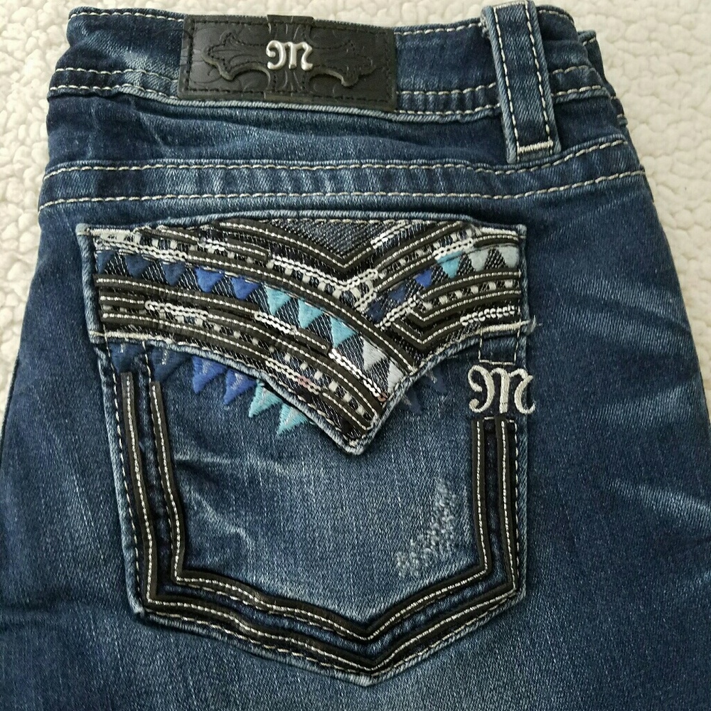 Miss me jeans size 32, Signature Boot,  inseam 34"