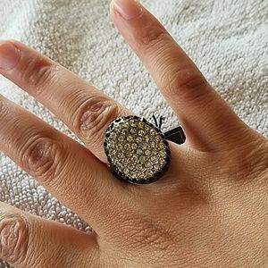 🎉New Bcbg Maxazria ring