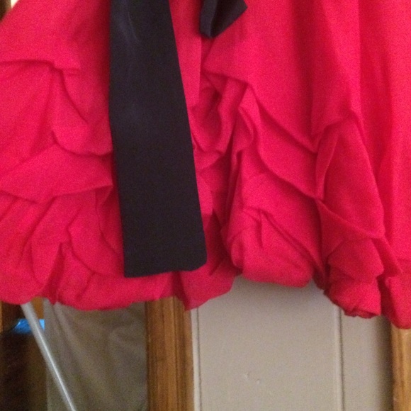 Red party dress - Picture 2 of 4