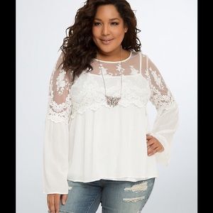Torrid white bell sleeve and lace blouse size 3