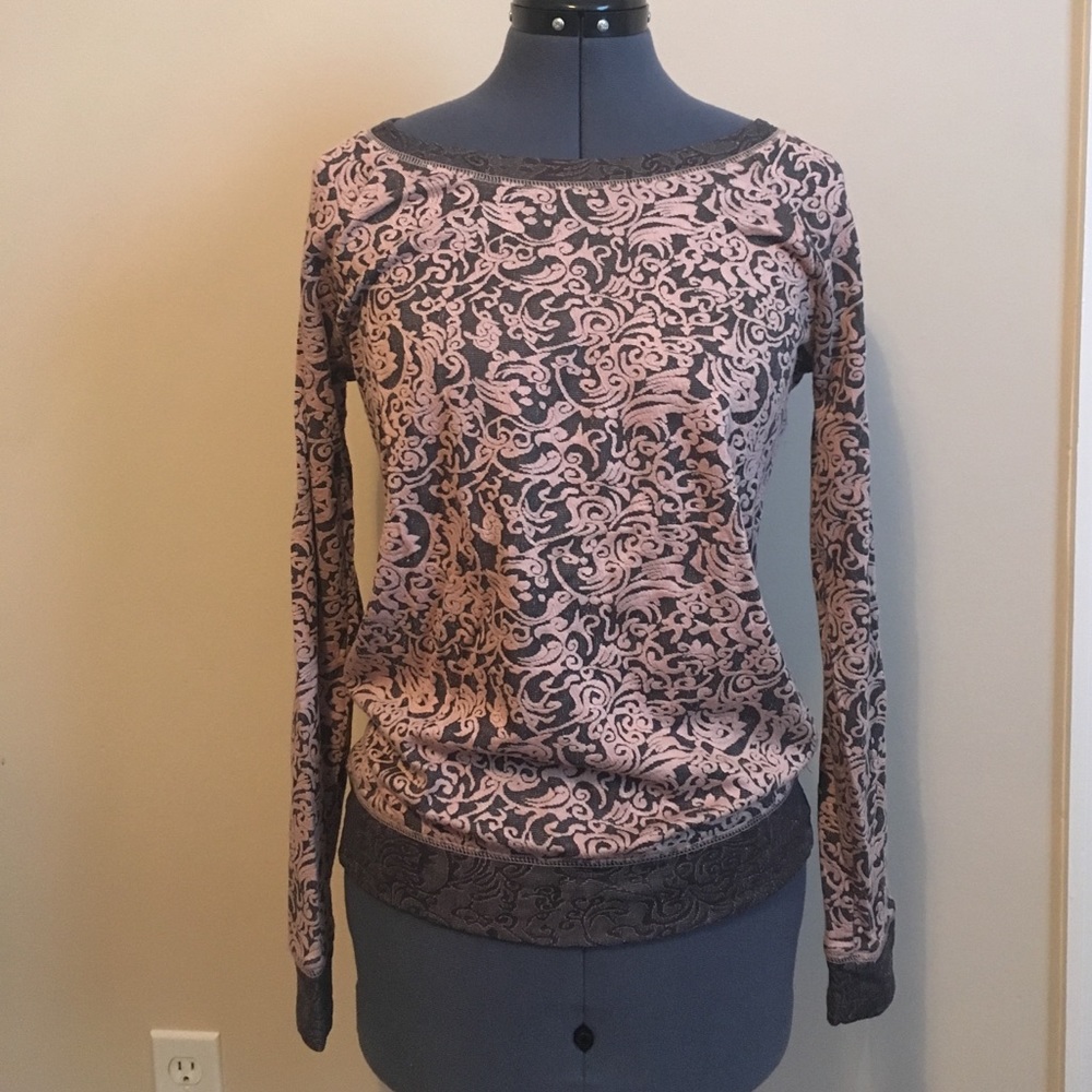 MAURICES crew beck fashion pullover