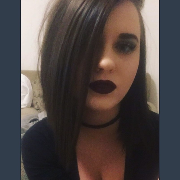 Meet your Posher, Brittany - Picture 1 of 1