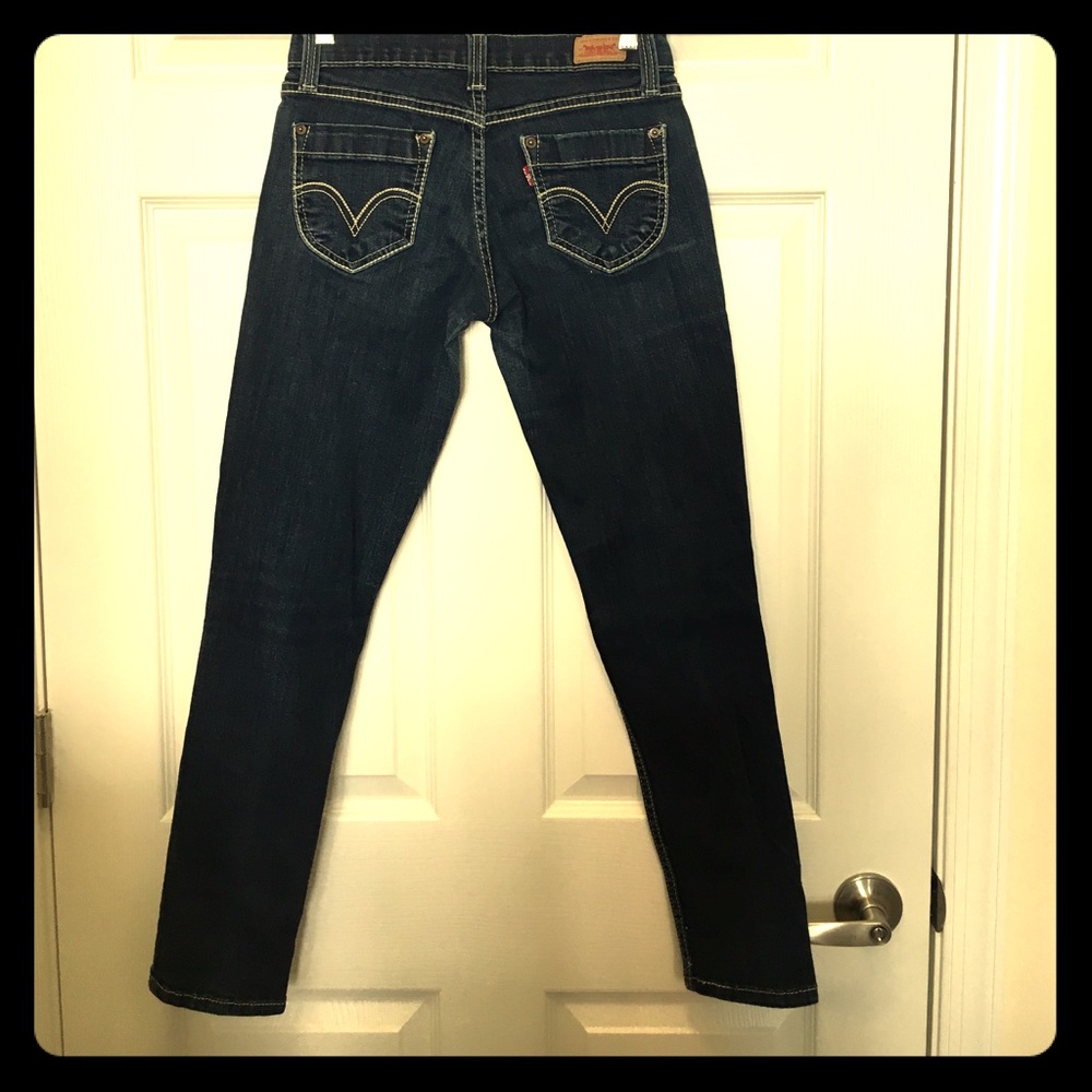 Levi's Jeans GOING TO GOODWILL ON MONDAY