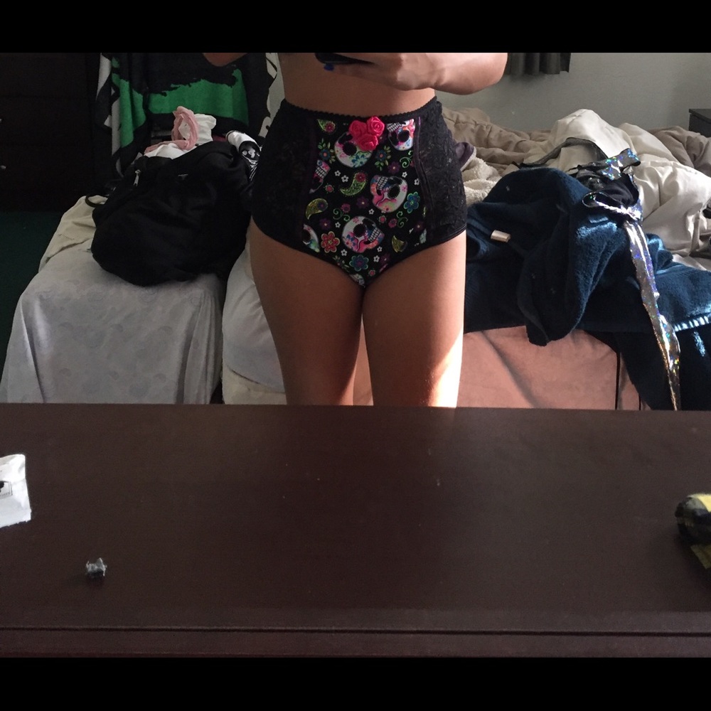 Lingerie bottoms