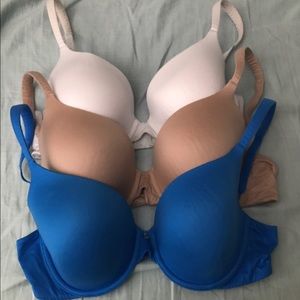 3 VS bras 36C