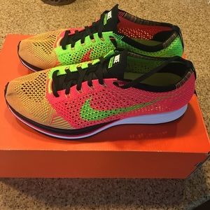 Nike Flyknit Racer!!!