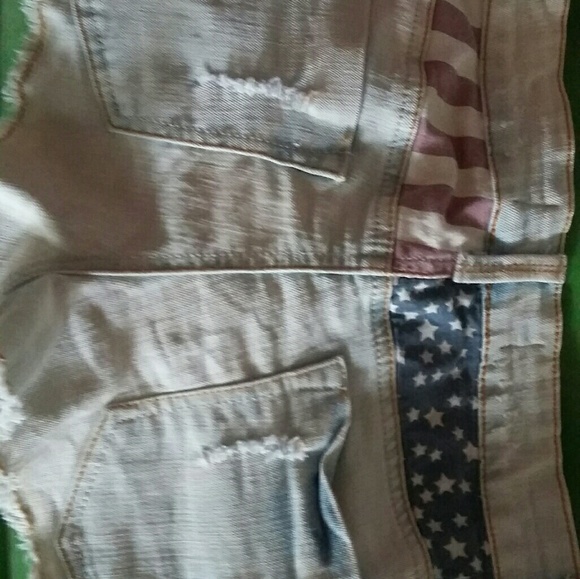 American Style IRIS Shorts - Picture 3 of 3