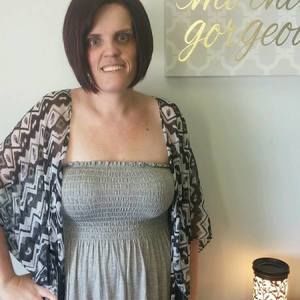 Meet your Posher, Danielle