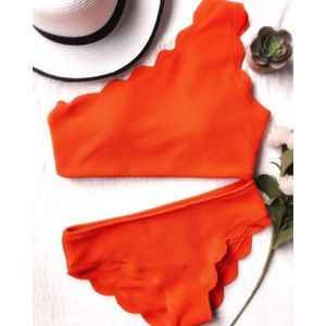 🌻NWOT Cute Scallop Bikini Set 👙🌺