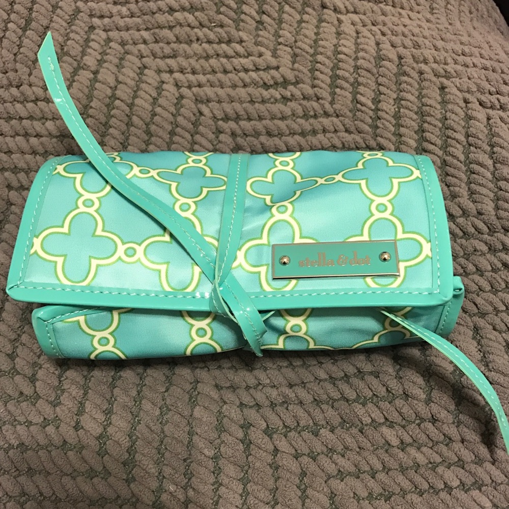 Stella & Dot Jewelry Roll