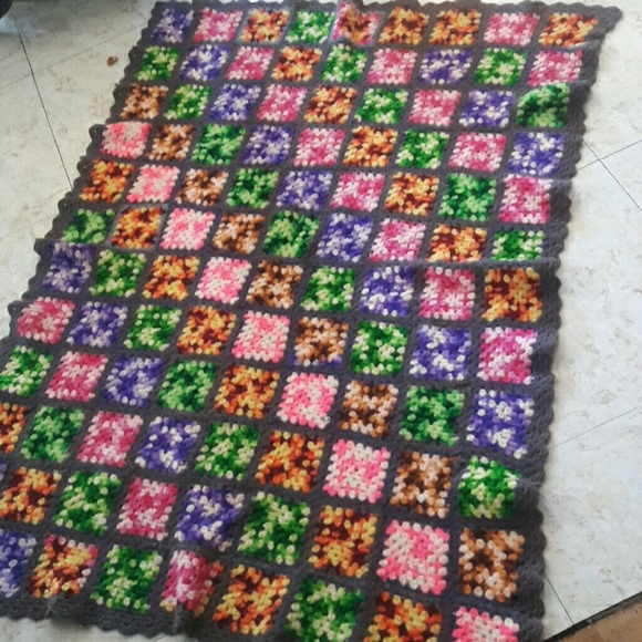 Vintage used square blanket - Picture 1 of 3