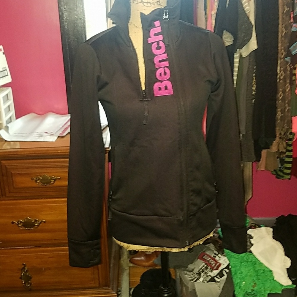 Bench track jacket