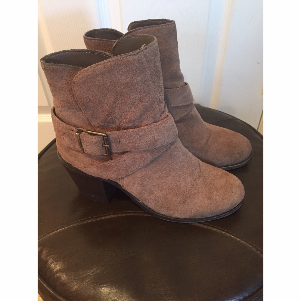 Bcbg booties
