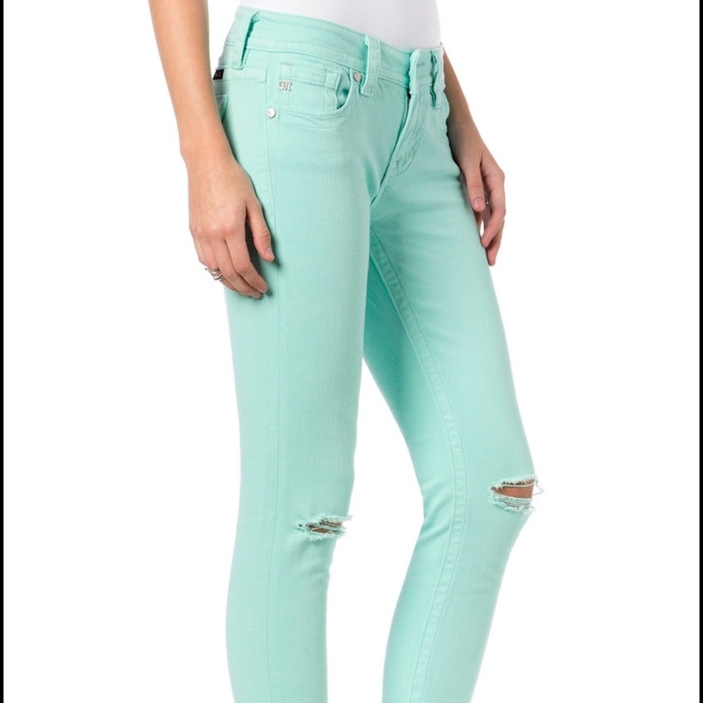 •LAST ONE• || NWT || Miss Me Mint Skinny Jeans - Picture 2 of 3