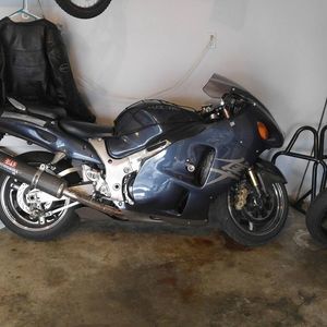 Meet your Posher, Troy