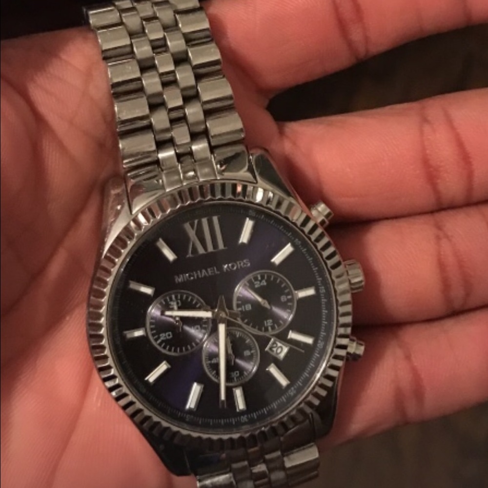 Mk watch
