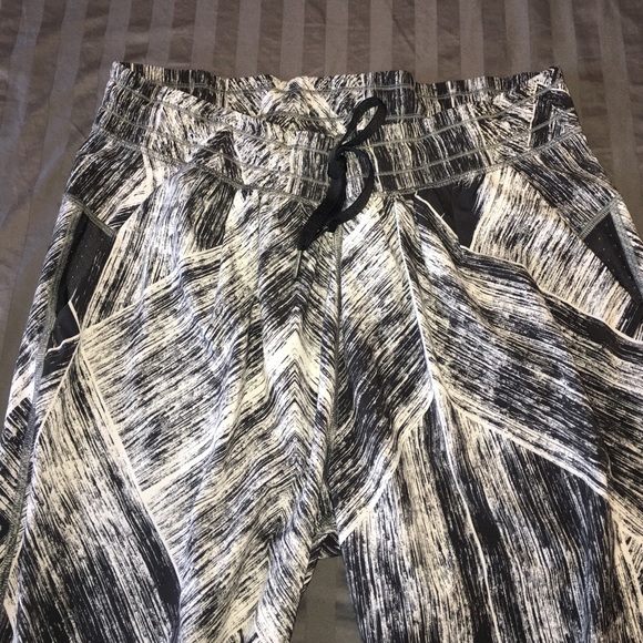 Joggers - Picture 1 of 4