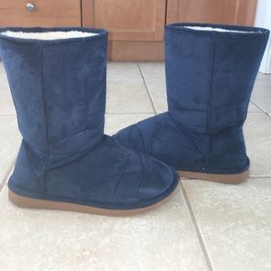 Navy Winter Boots