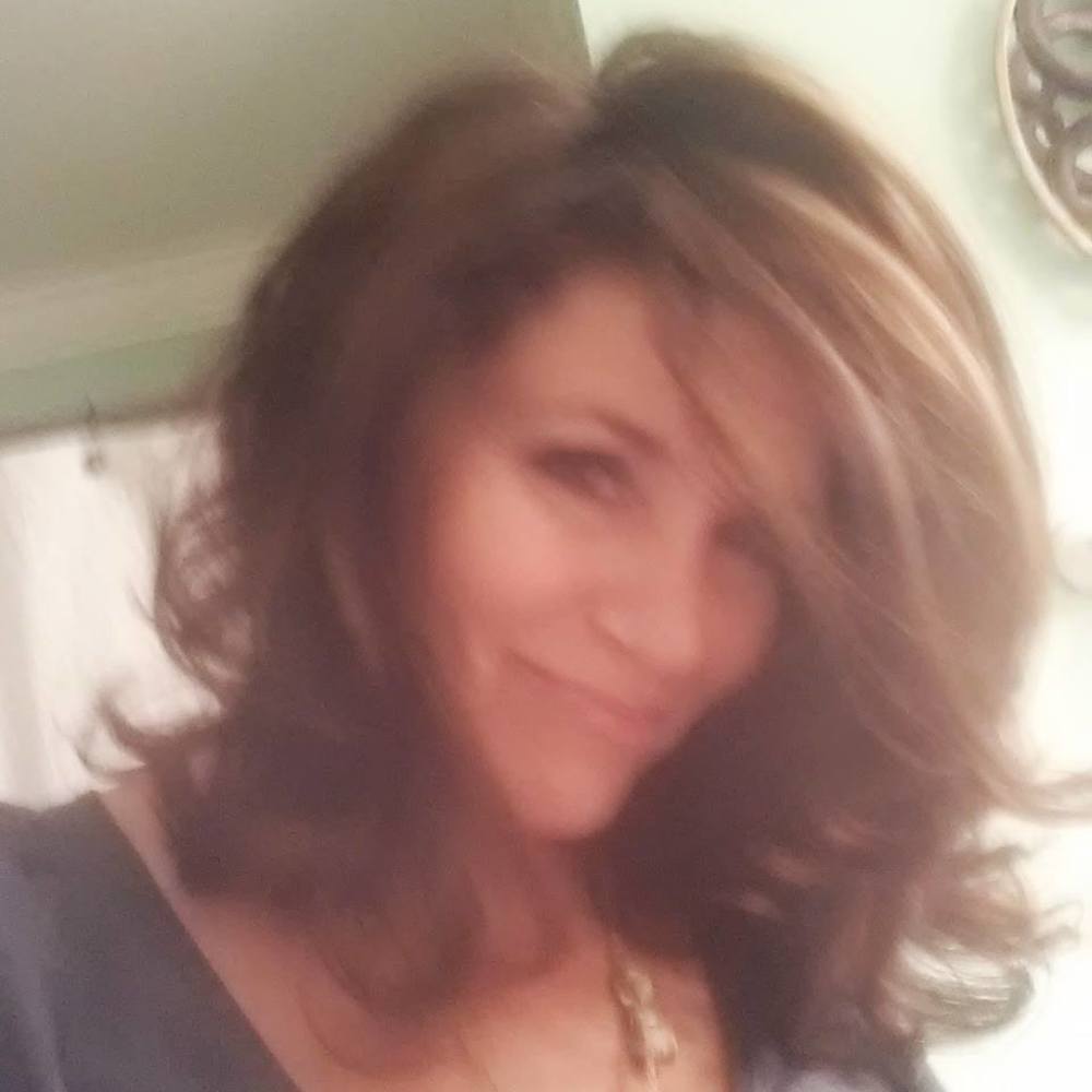 Meet your Posher, Linda
