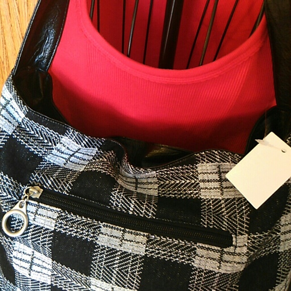 👜 SOLD LOCALLY  NEW SHOULDER BAG LARGE SIZE  NWT - Picture 3 of 8