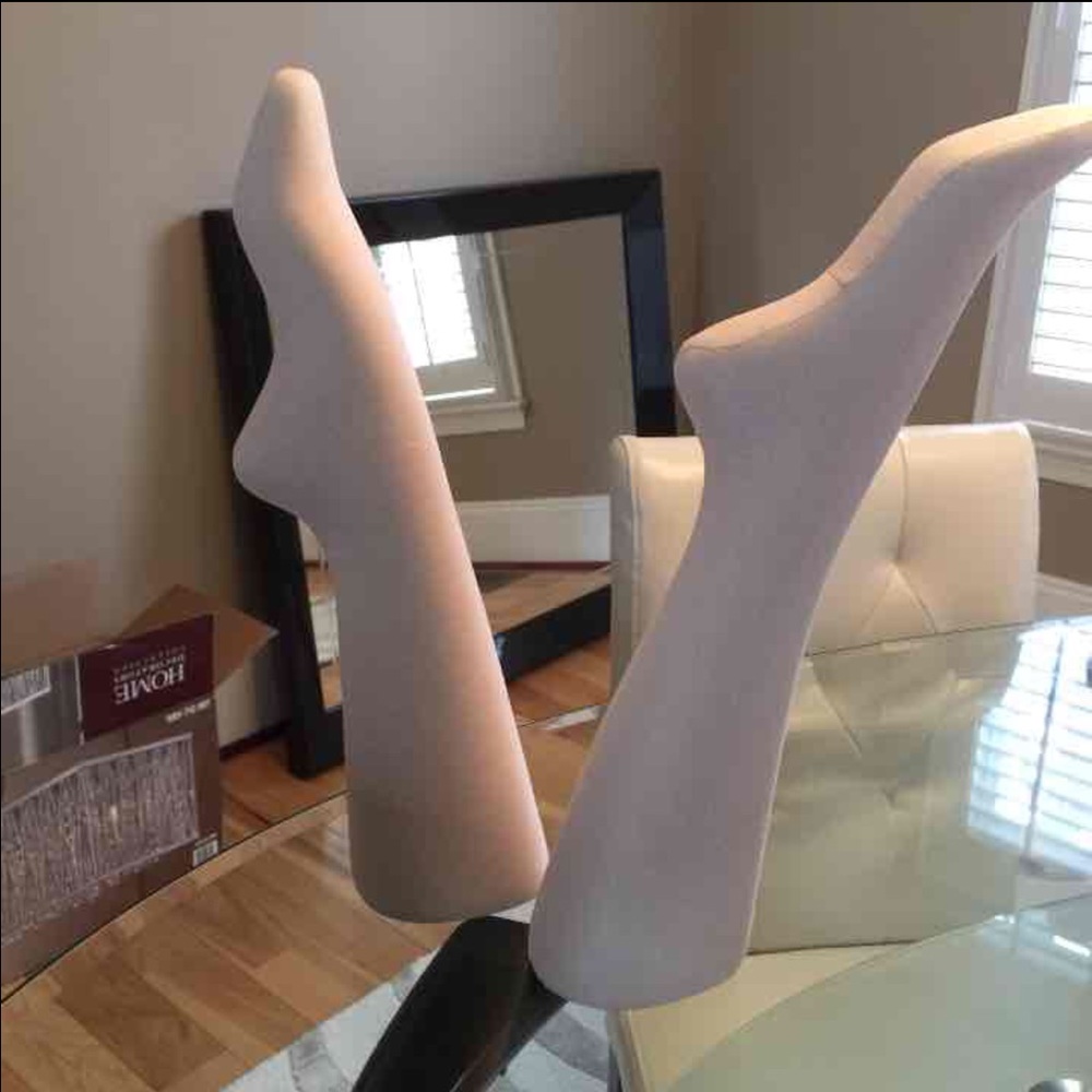 Victoria secret display feet