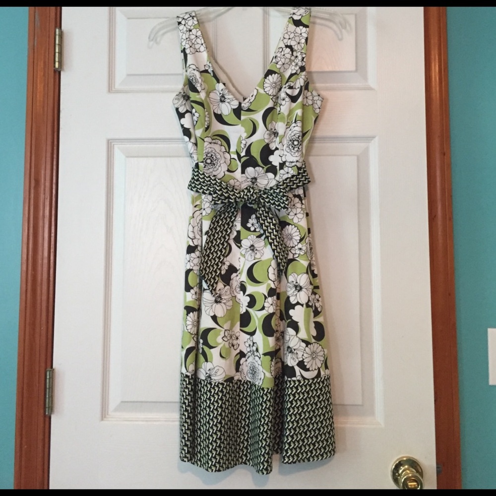 Sleeveless  Floral Dress