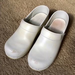 Sanita clogs white. Size 37.