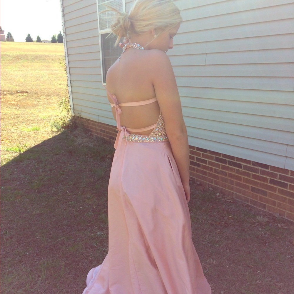 Jovani prom dress size 4 only been worn once!
