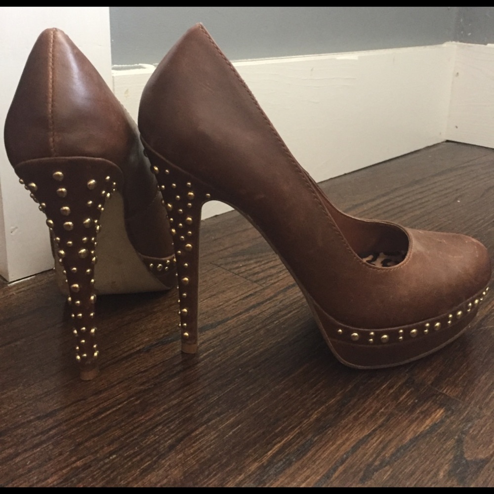 Studded heels!