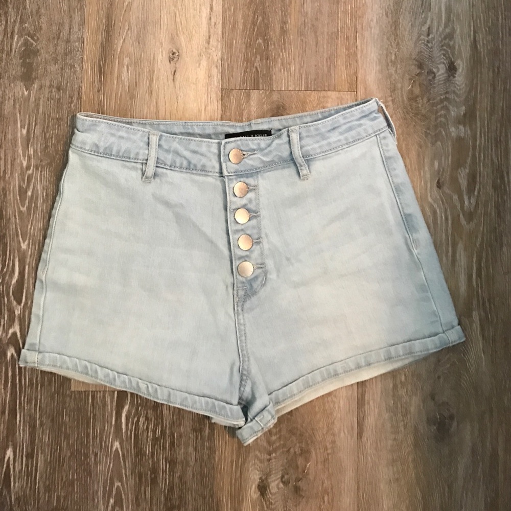 Kendall & Kylie high waisted jean shorts