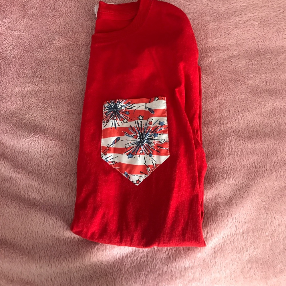 Lilly Pulitzer she's a firework pocket tee