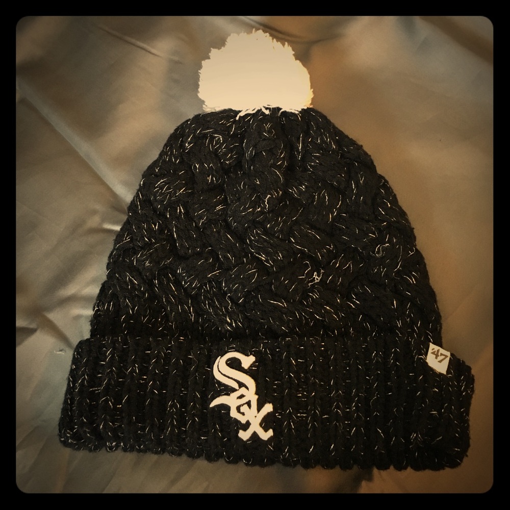 Black and silver Chicago White Sox winter hat