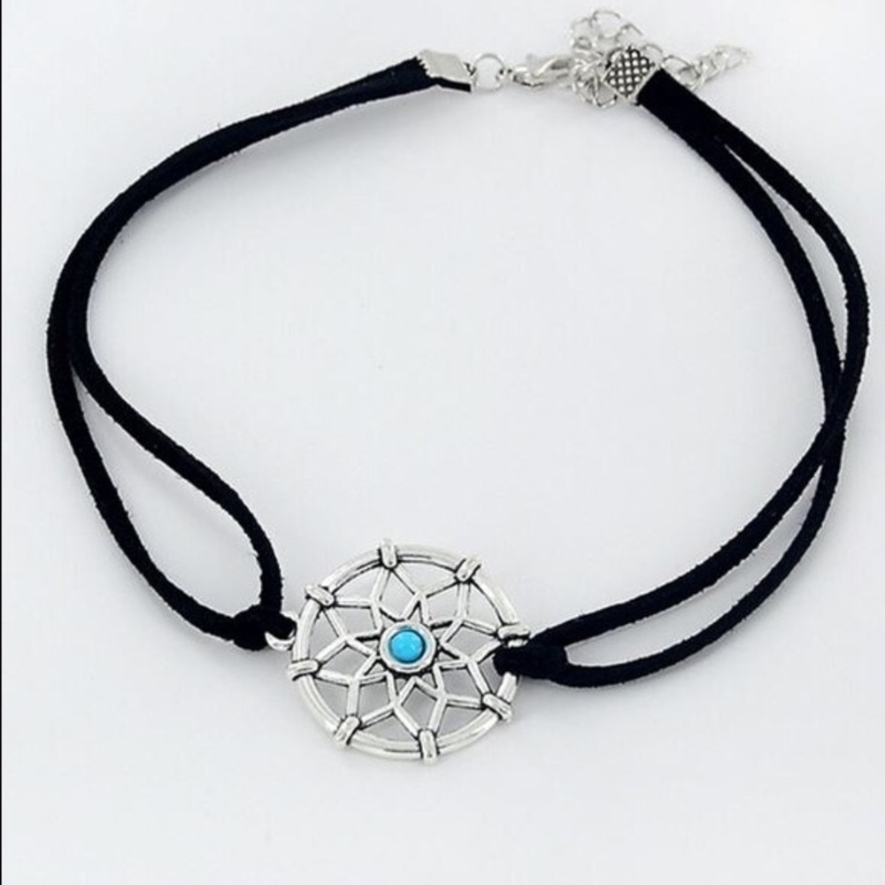 🦋Boho Dream Catcher Charm Choker🦋 - Picture 2 of 4