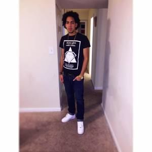 Meet your Posher, Luis