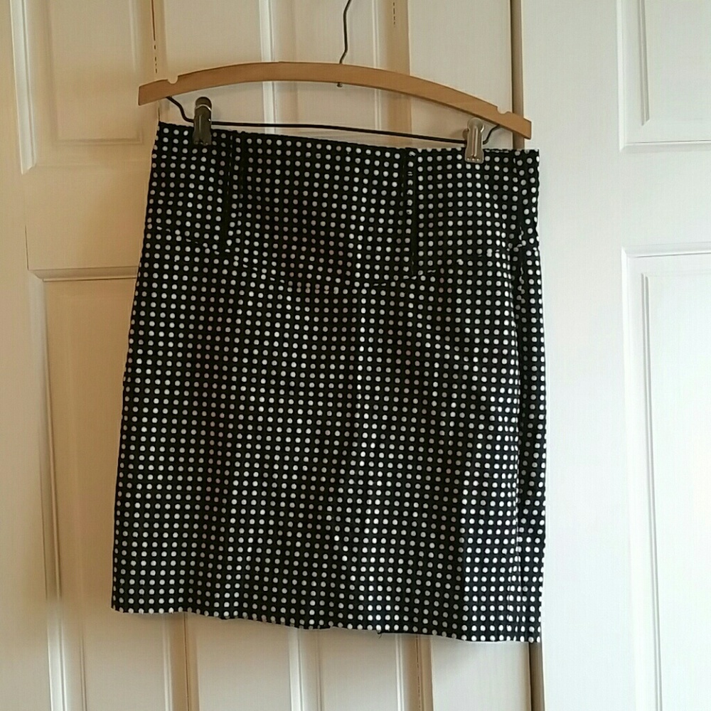 Black and white polka-dot Skirt