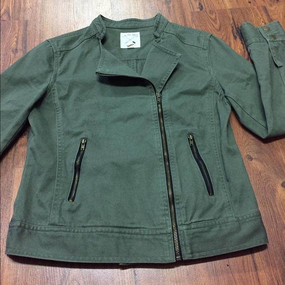 Army Jacket - Picture 2 of 3