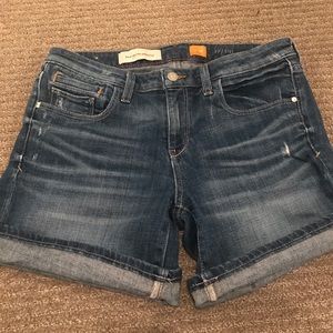 Pilcro Stet mid rise jean shorts 28
